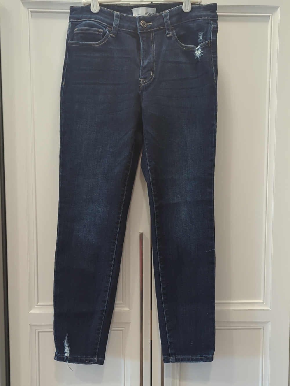 Women's Skinny Jeans in Dark Blue Stretch Denim